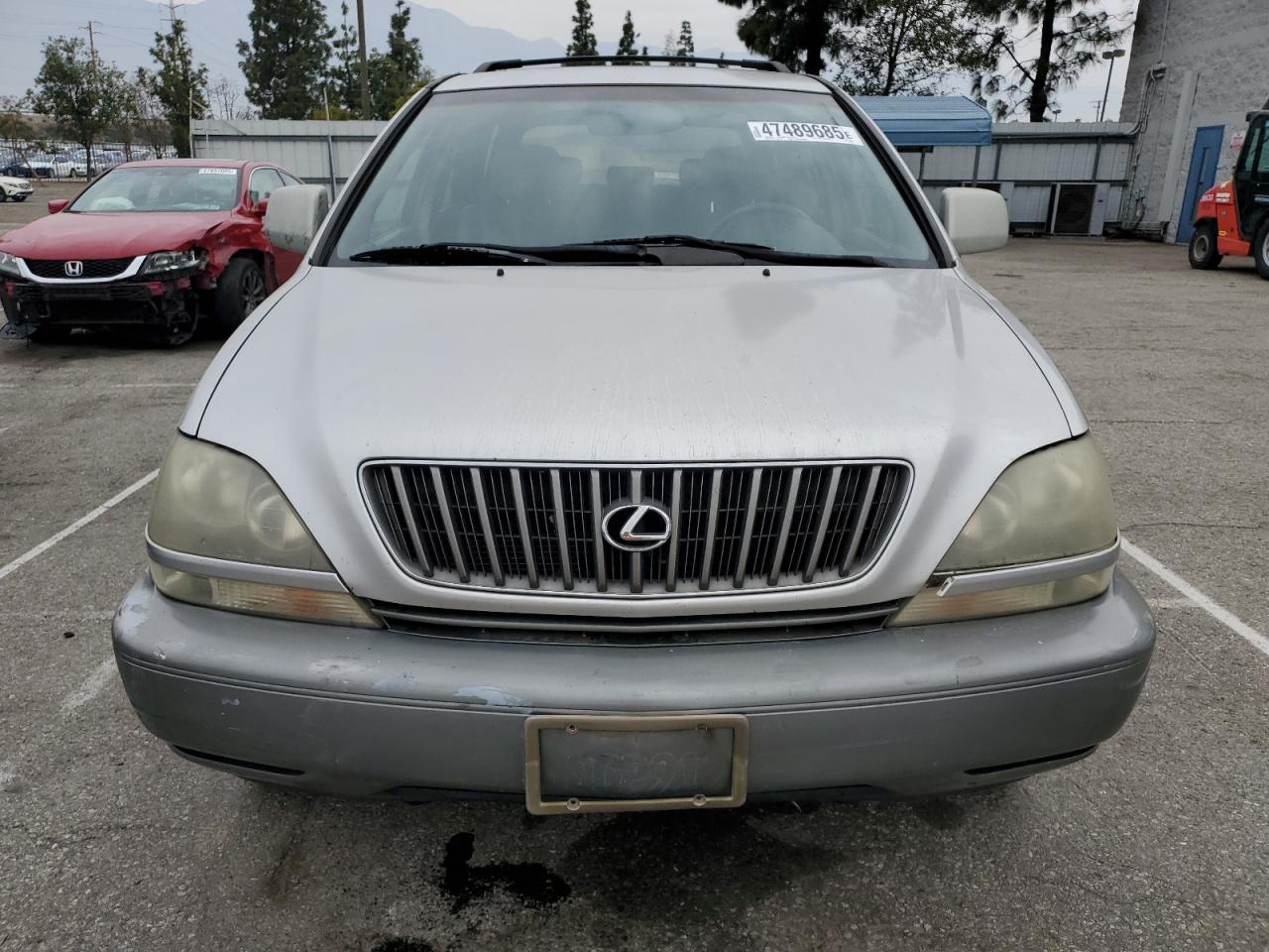 2000 Lexus RX - Image 5