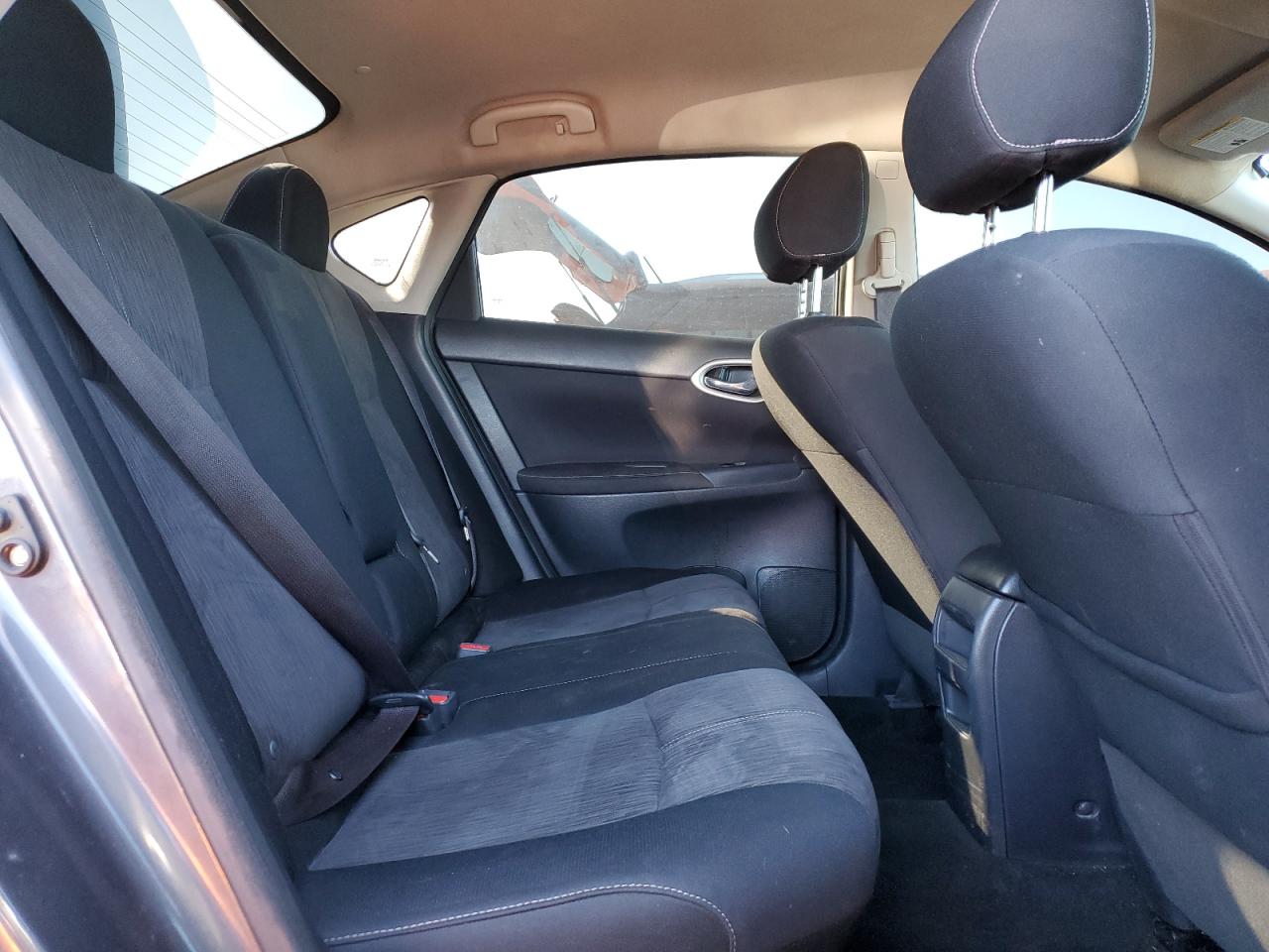 2014 Nissan Sentra - Image 10