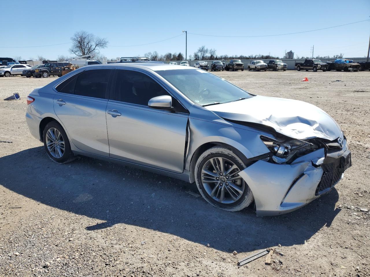 2016 Toyota Camry - Image 4