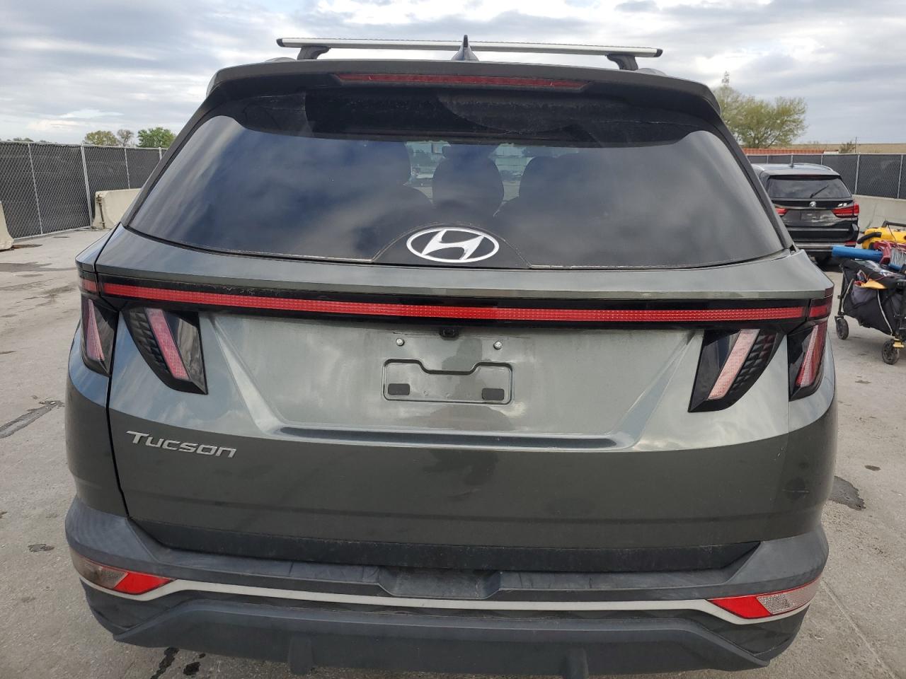 2022 Hyundai Tucson - Image 6