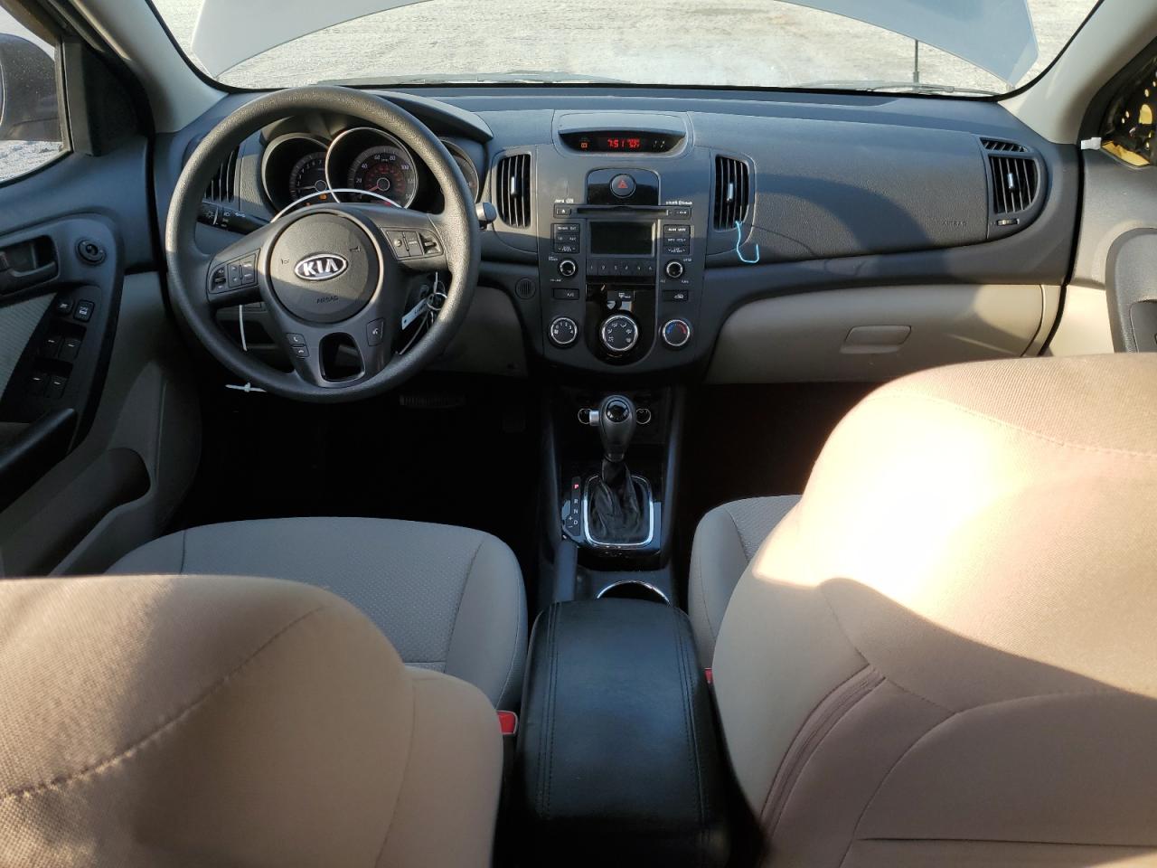 2012 Kia Forte - Image 8