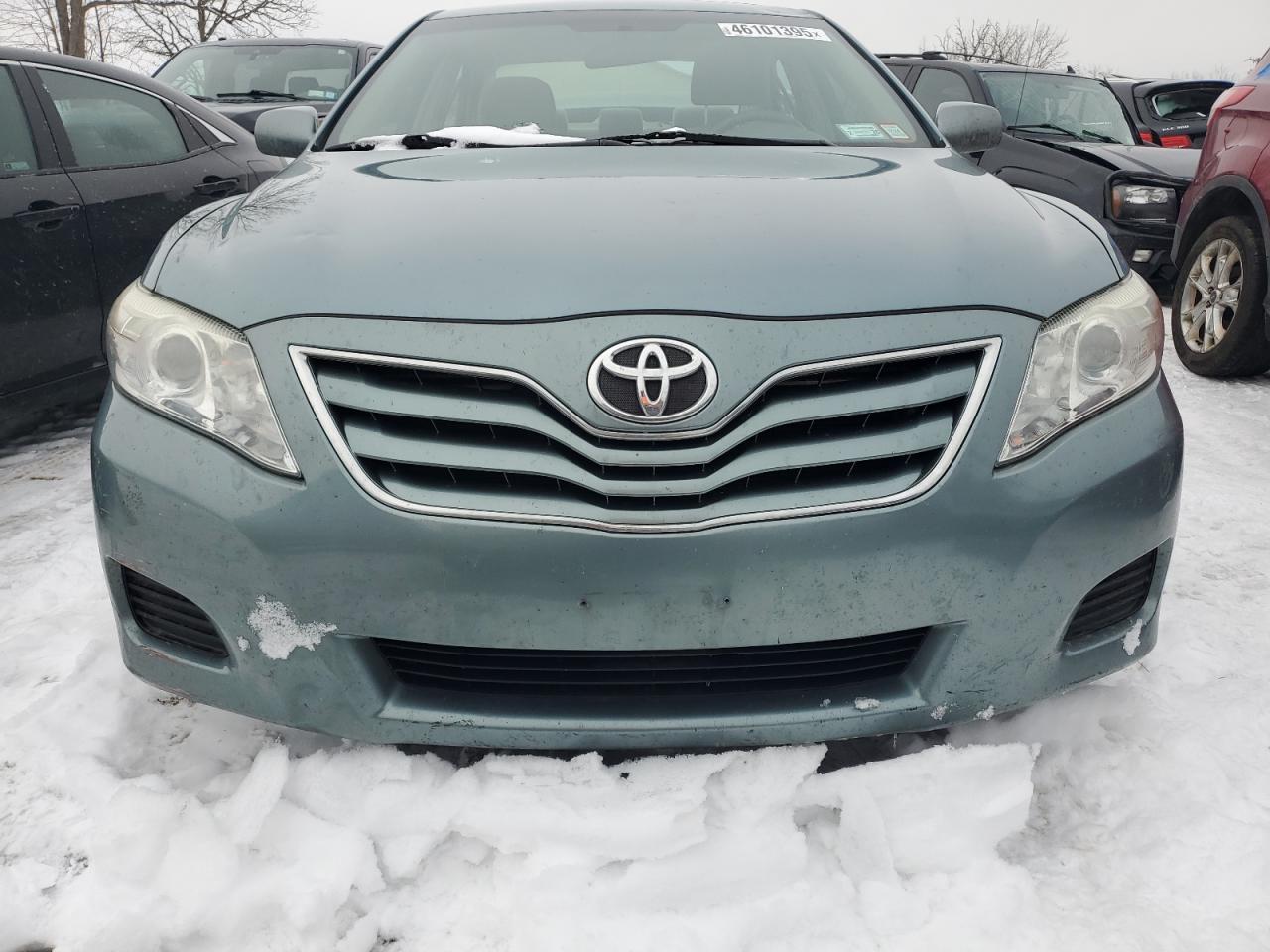 2010 Toyota Camry - Image 5