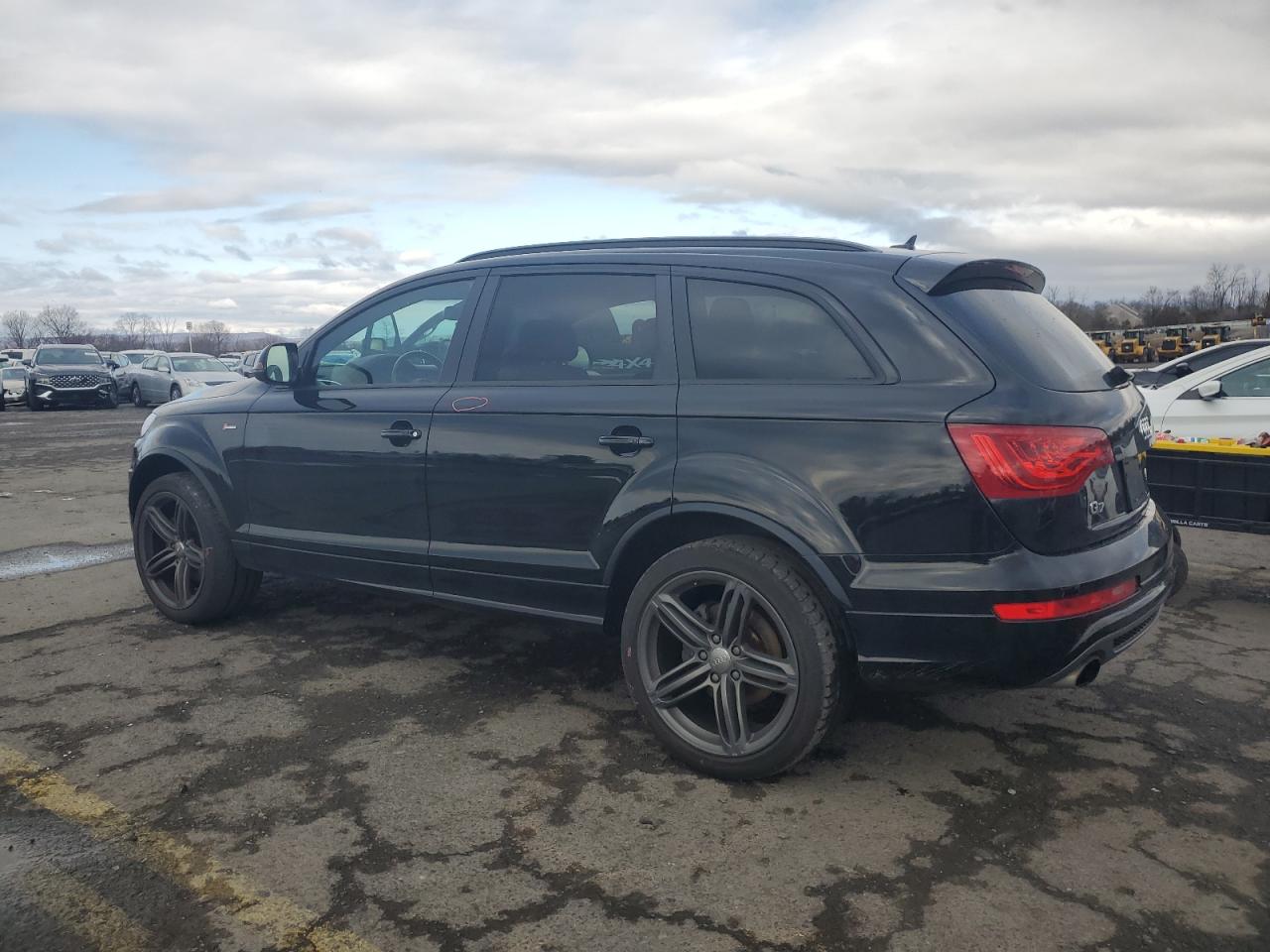 2014 Audi Q7 - Image 2
