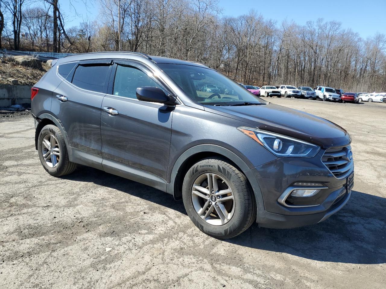 2017 Hyundai Santa Fe - Image 4