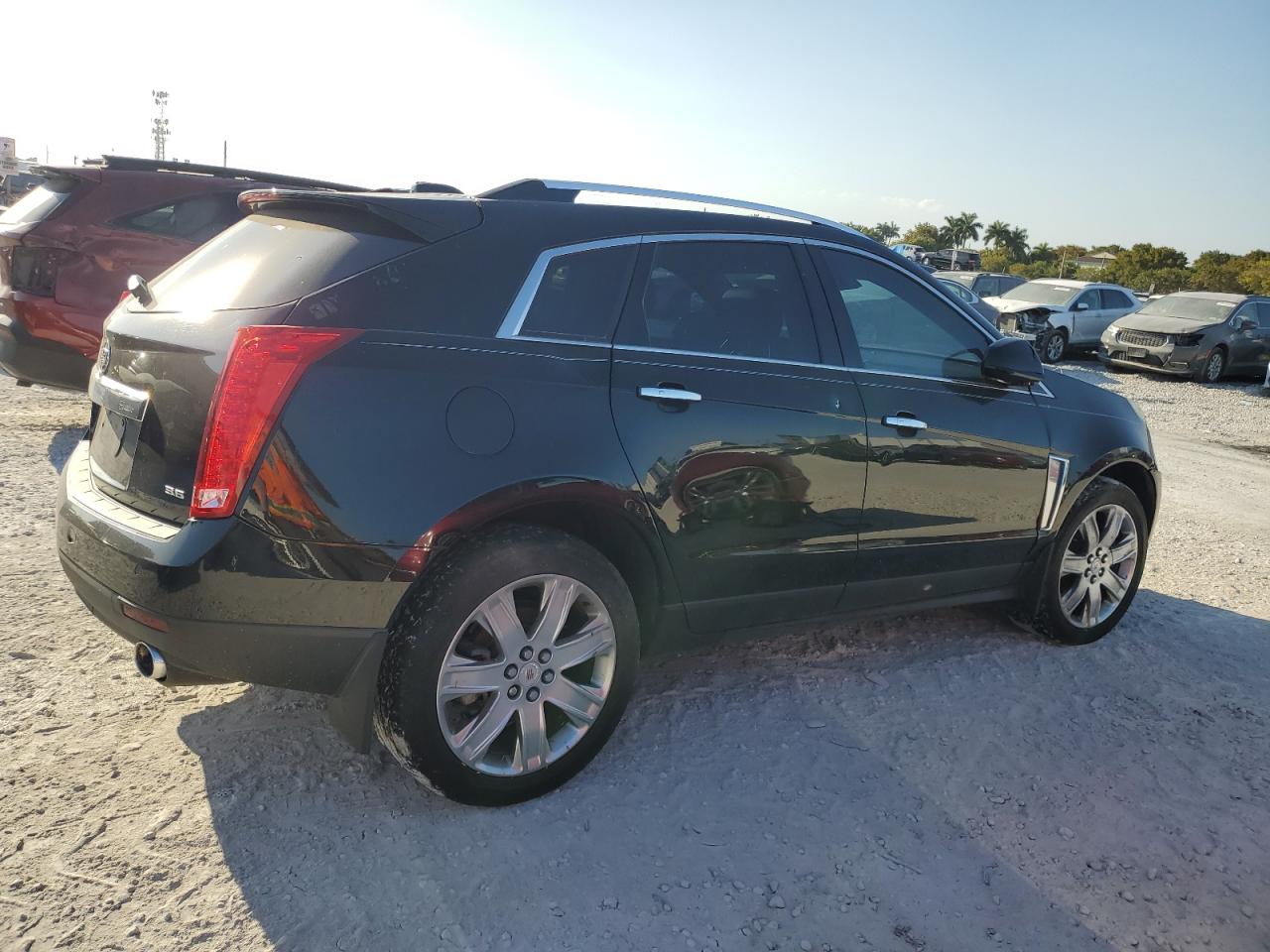 2016 Cadillac SRX - Image 3