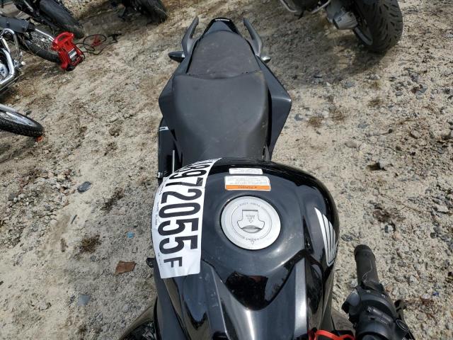 2015 HONDA CBR300 R