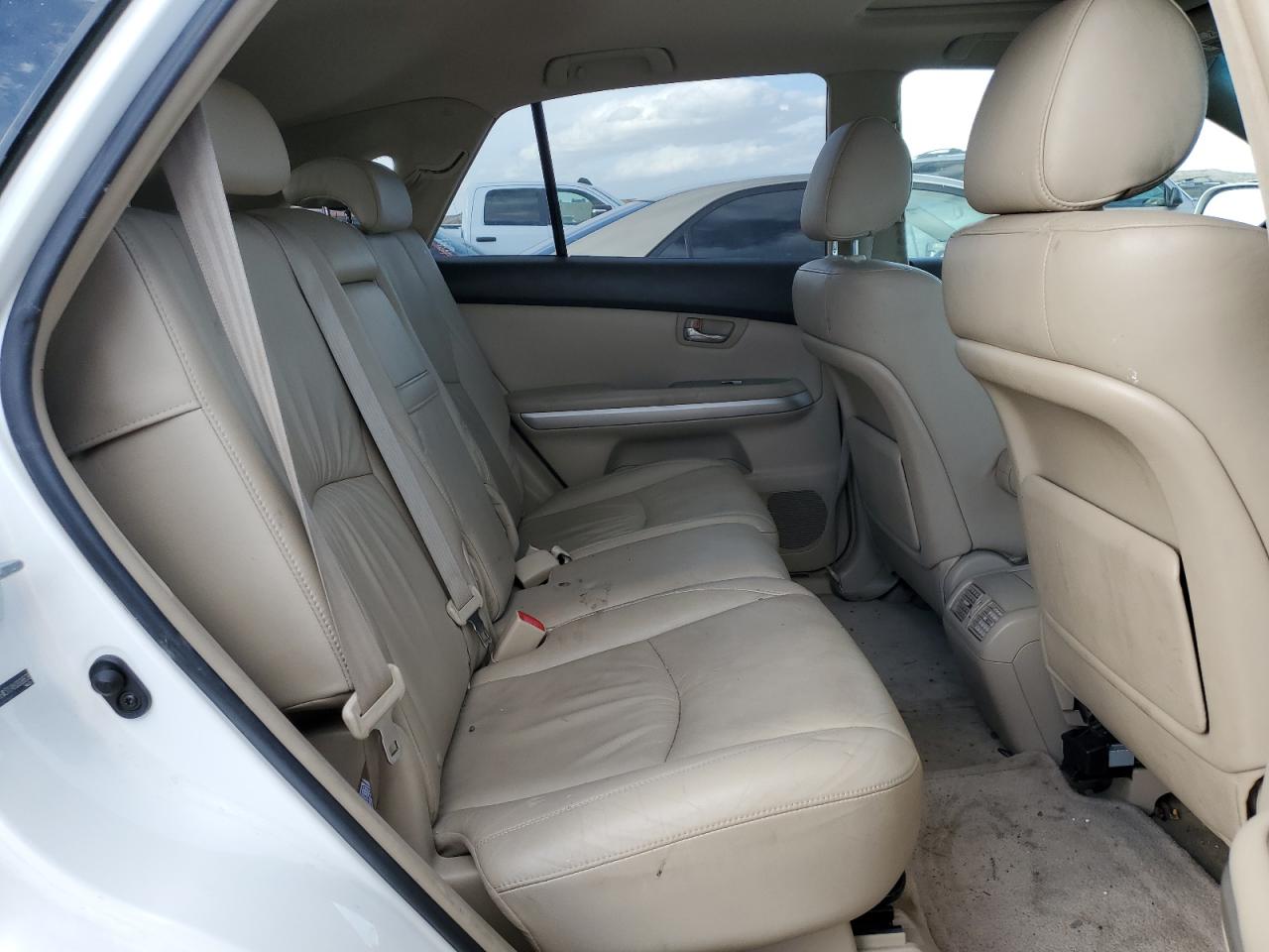 2006 Lexus RX - Image 10
