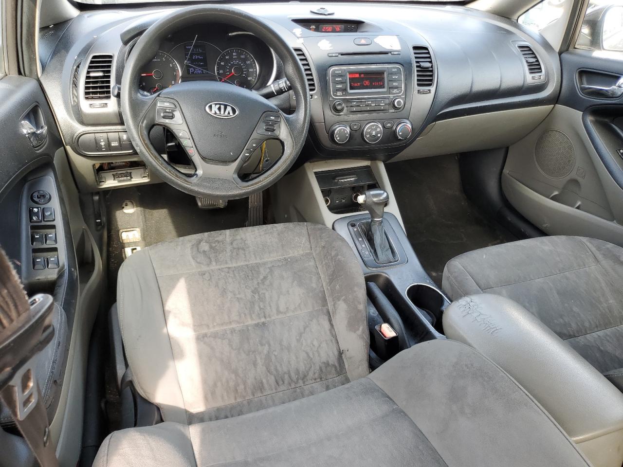 2014 Kia Forte - Image 8