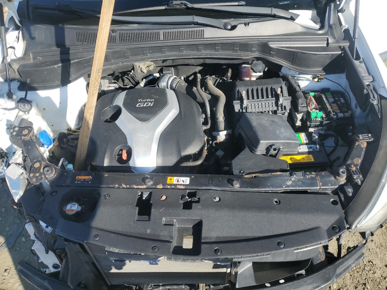 2013 Hyundai Santa Fe - Image 12