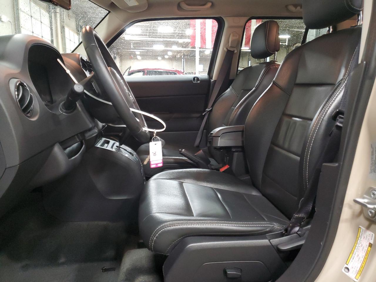 2017 Jeep Liberty (Patriot) - Image 7