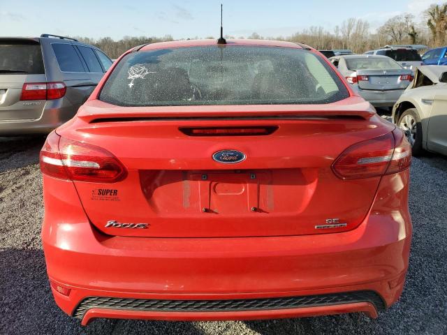 Sedans FORD FOCUS 2015 Red