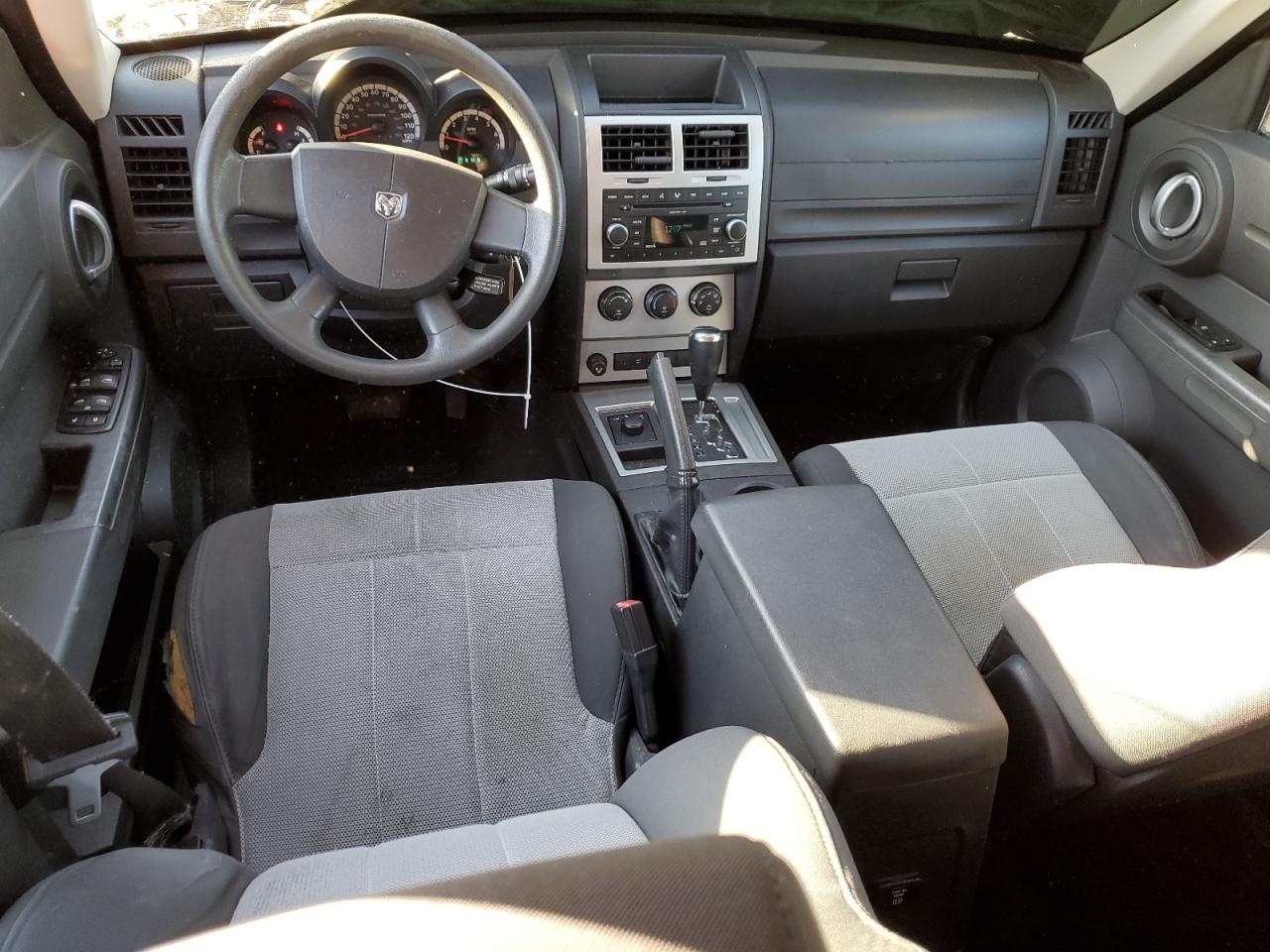 2007 Dodge Nitro - Image 8