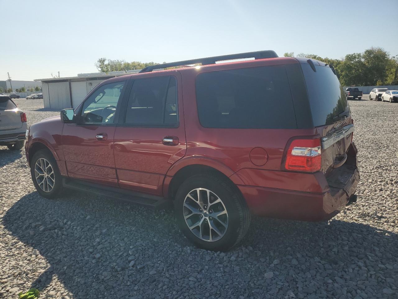 2017 Ford Expedition - Image 2