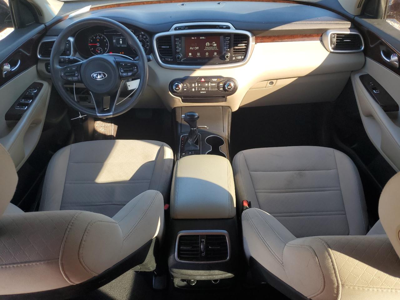2018 Kia Sorento - Image 8