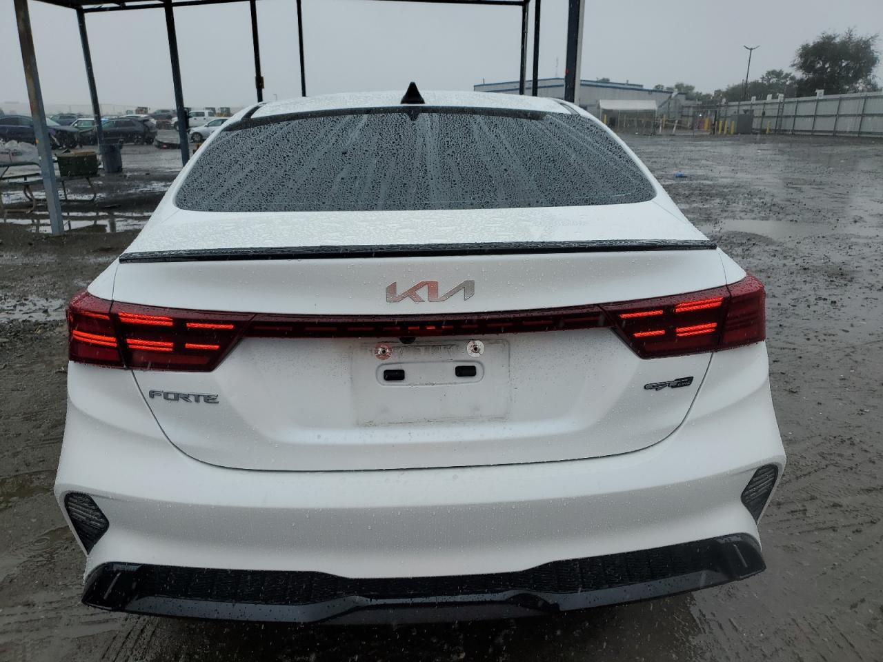 2023 Kia Forte - Image 6