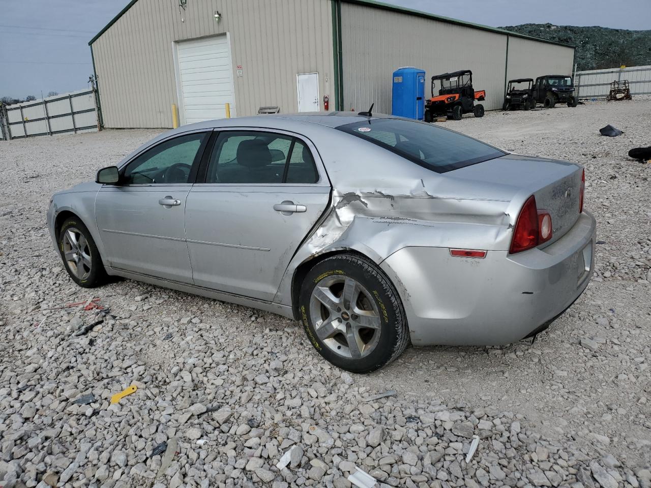 2009 Chevrolet Malibu - Image 2