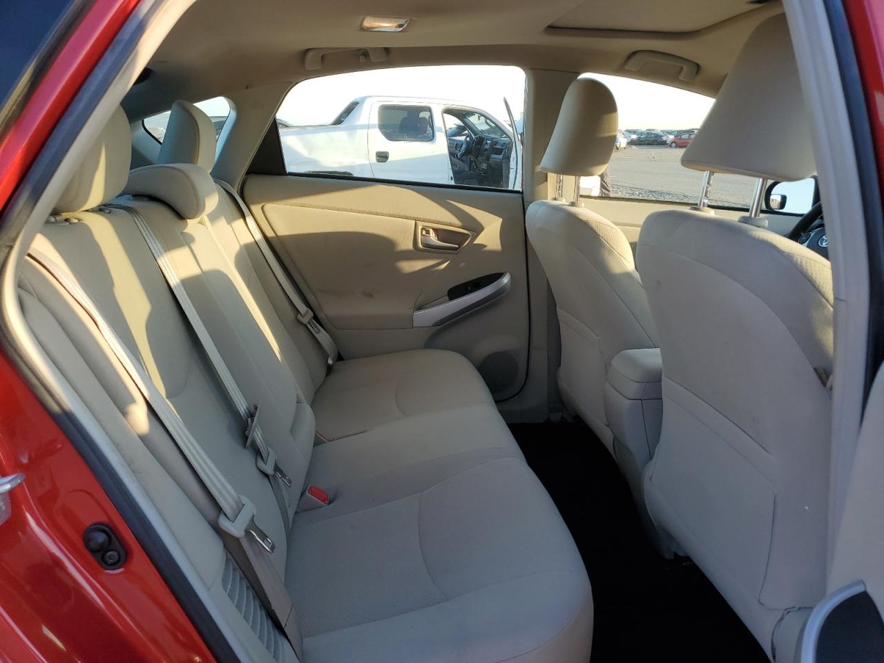 2013 Toyota Prius - Image 10