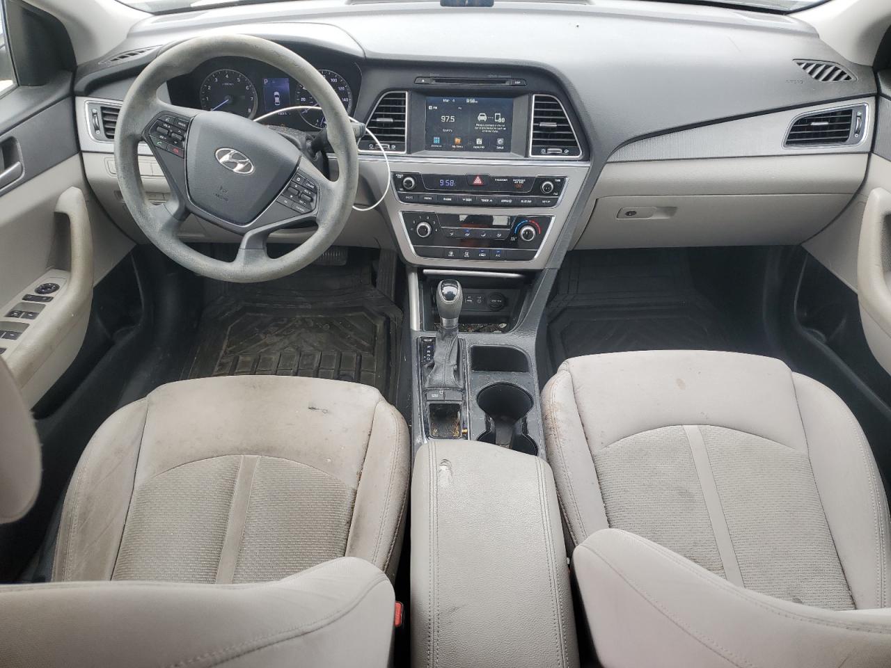 2016 Hyundai Sonata - Image 8