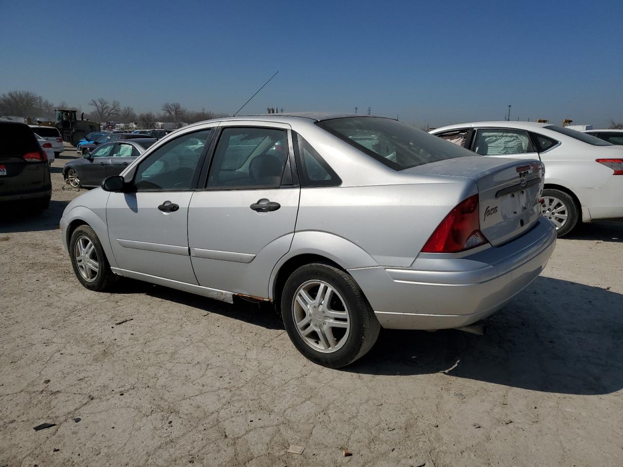 2002 Ford Focus - Image 2