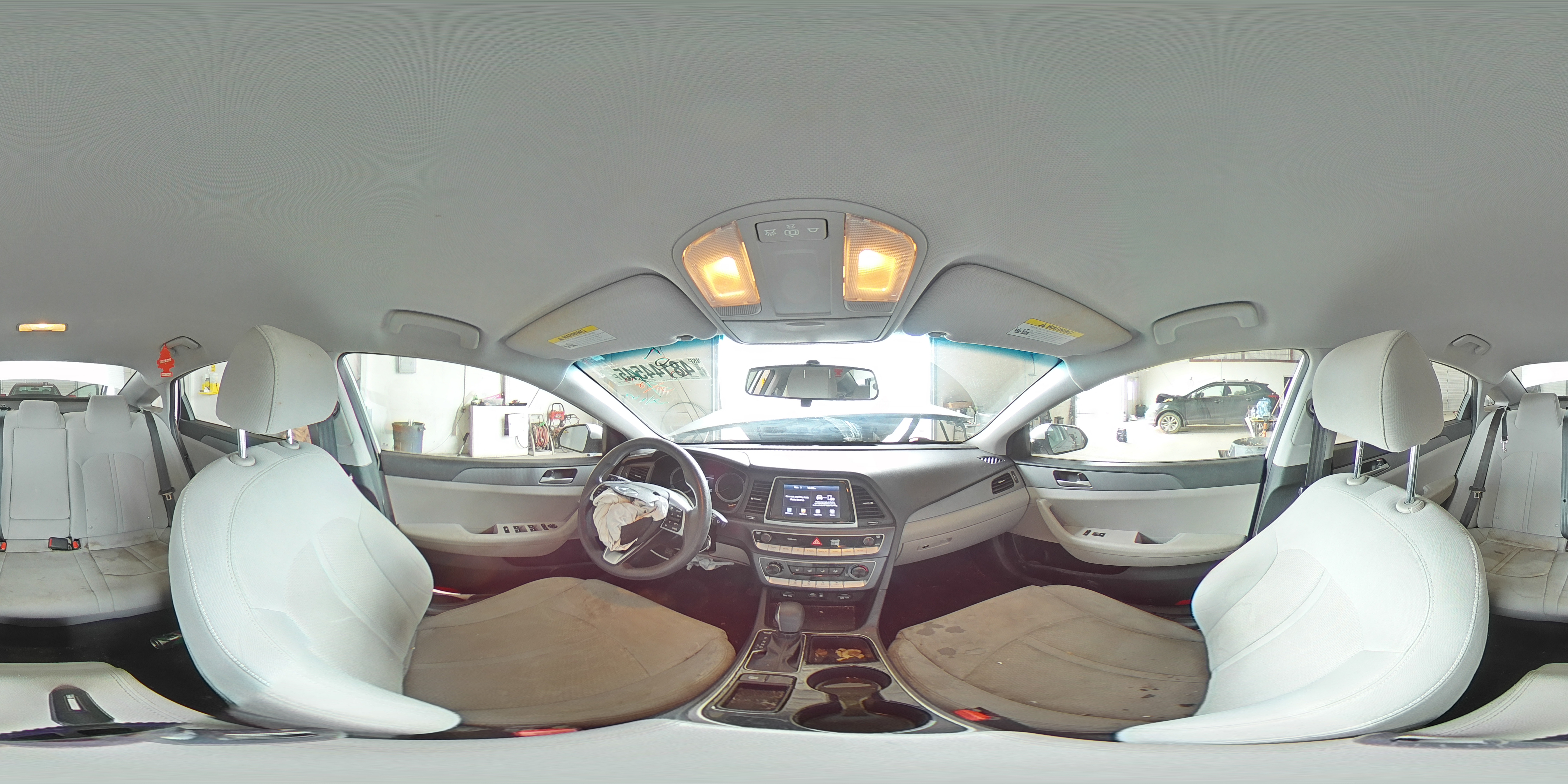 2019 Hyundai Sonata - Image 12