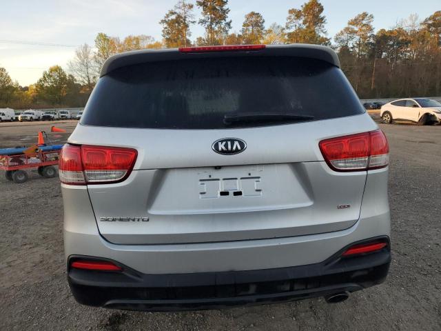 Паркетники KIA SORENTO 2016 Серебристый