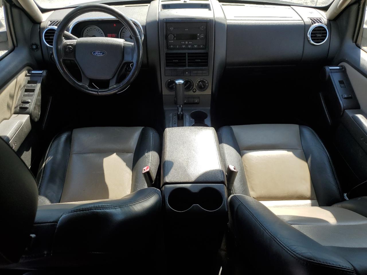 2007 Ford Explorer - Image 8