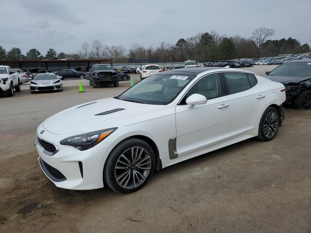 2019 Kia Stinger - Image 1