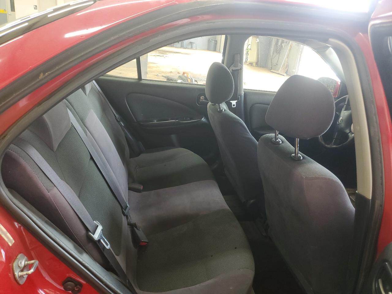 2006 Nissan Sentra - Image 10