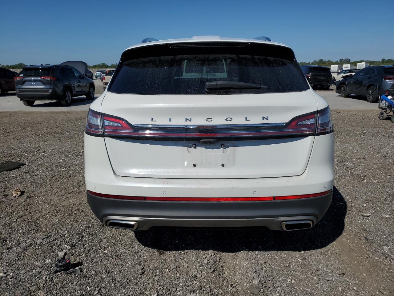 2022 Lincoln Nautilus - Image 6