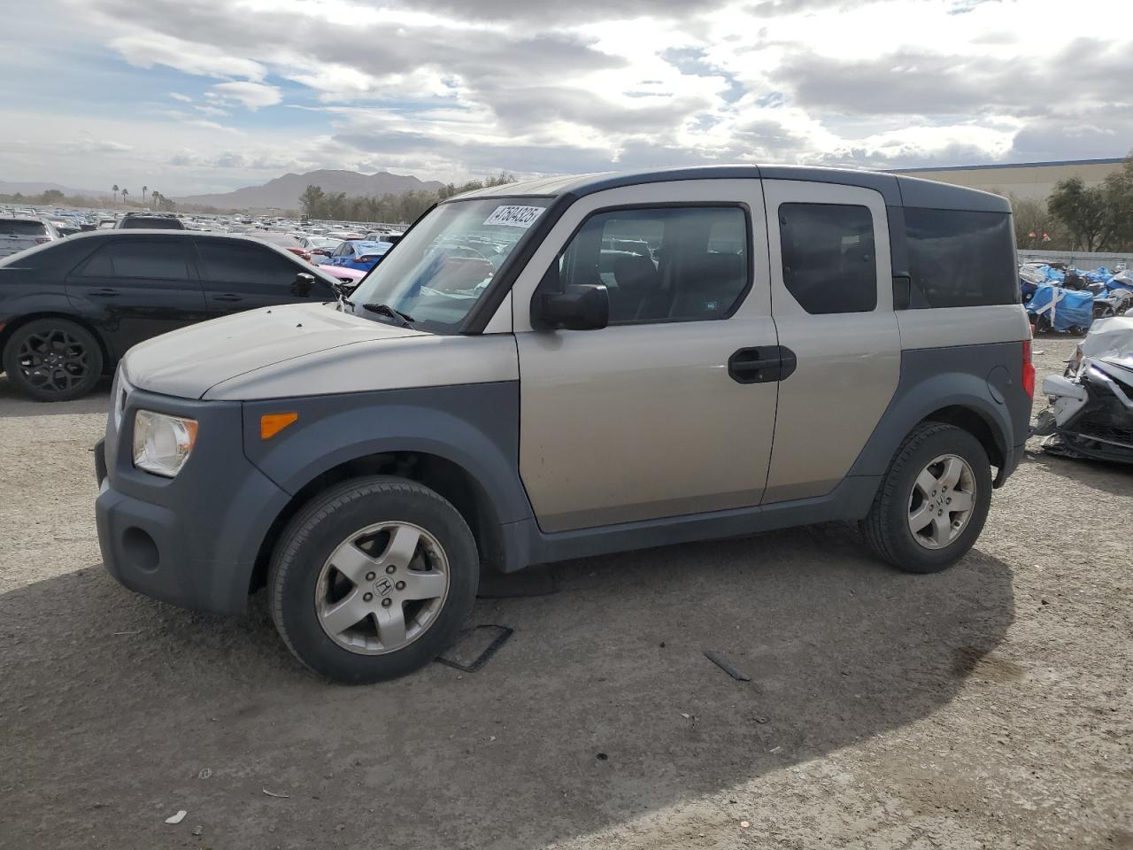 2004 Honda Element - Image 1