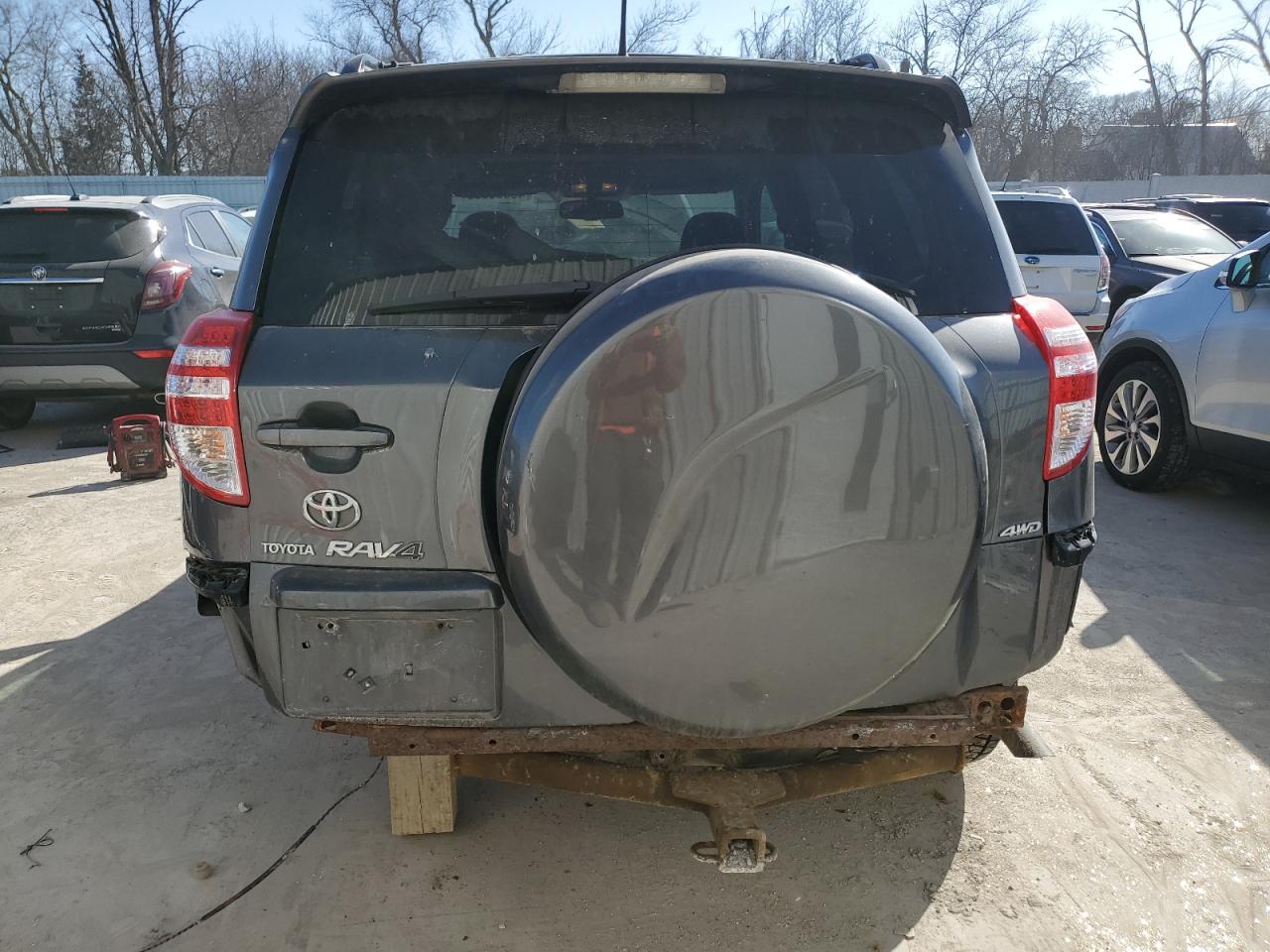 2010 Toyota RAV 4 - Image 6
