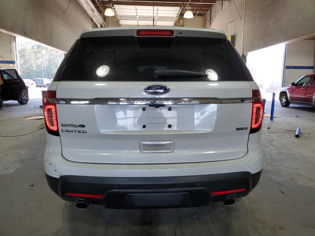 2013 Ford Explorer - Image 6