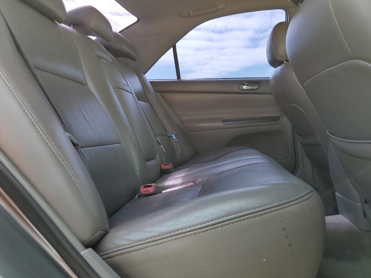 2006 Toyota Camry - Image 10