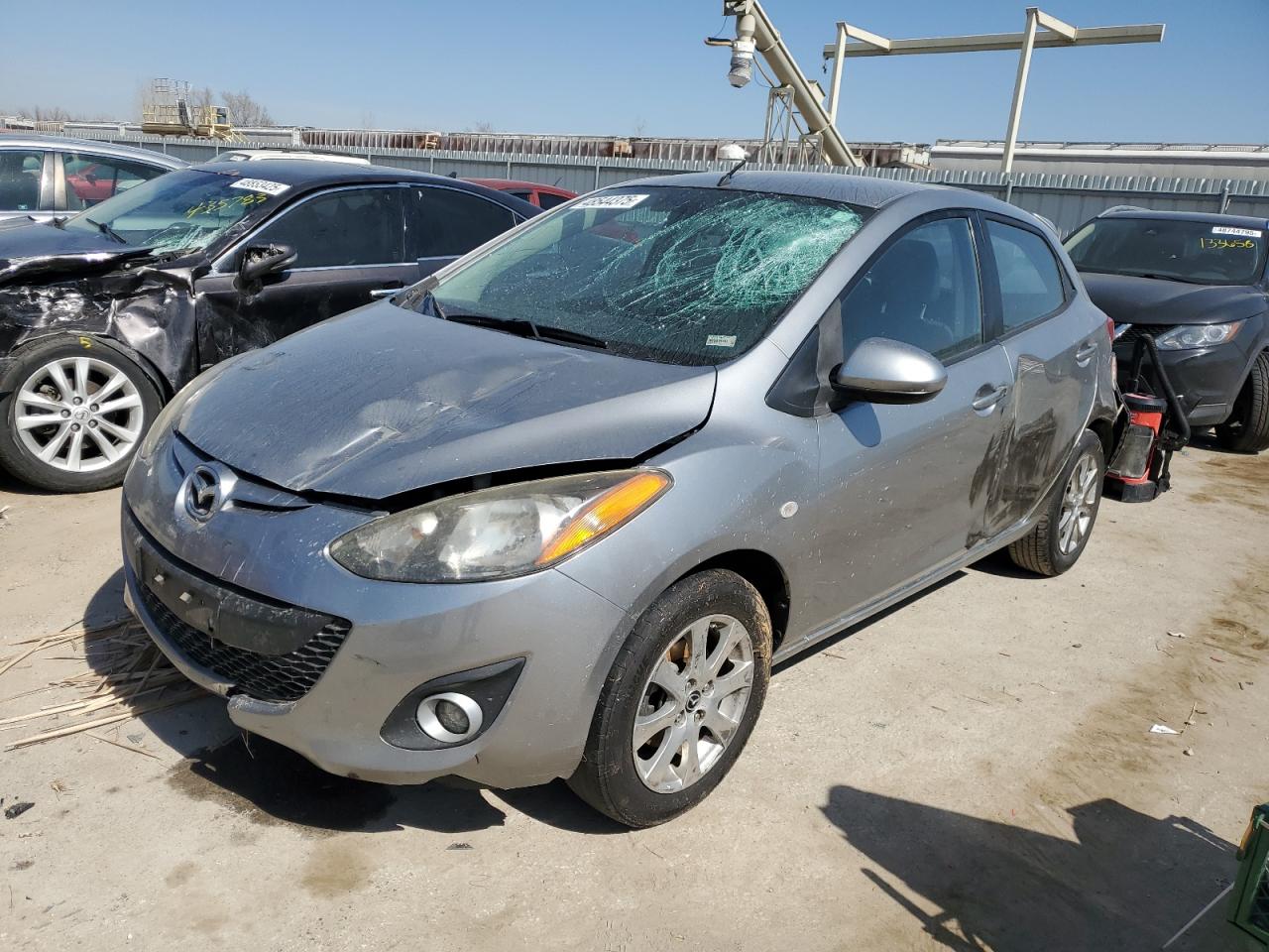 MAZDA 2 2013. Lot# 48544375. VIN JM1DE1LY4D0161077. Photo 1