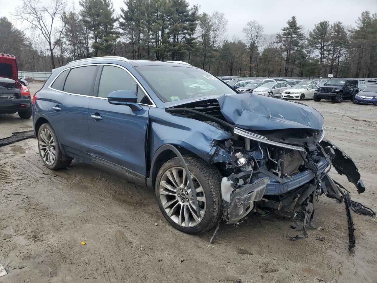 2018 Lincoln MKX - Image 4