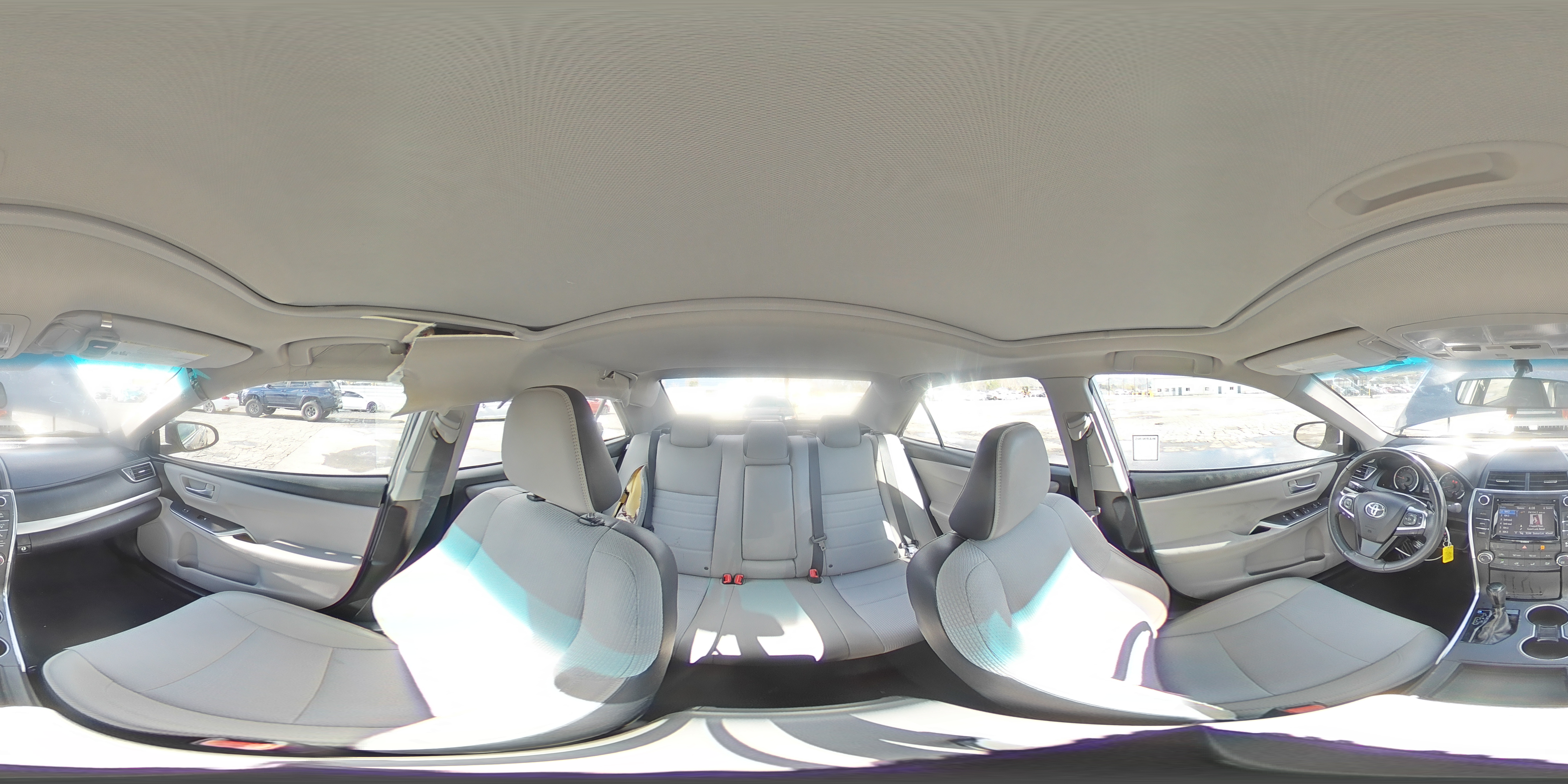 2017 Toyota Camry - Image 13