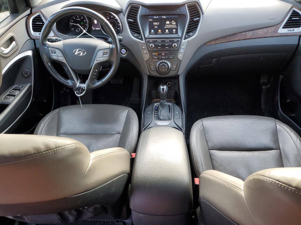 2017 Hyundai Santa Fe - Image 8