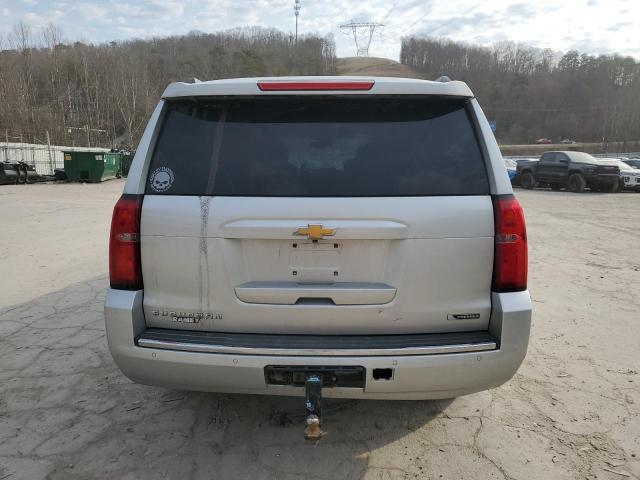 Parquets CHEVROLET SUBURBAN 2017 Silver