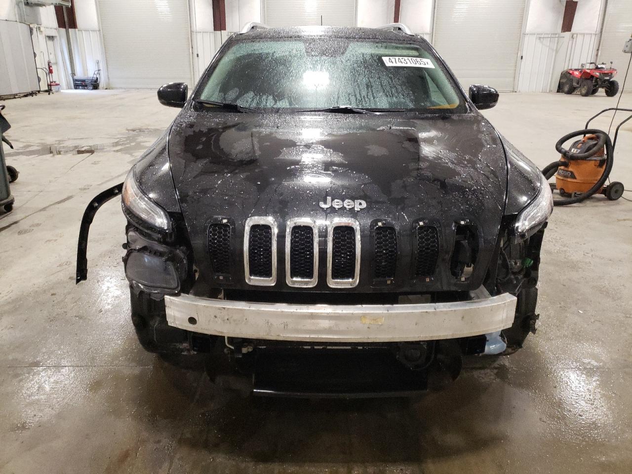 2014 Jeep Grand Cherokee - Image 5