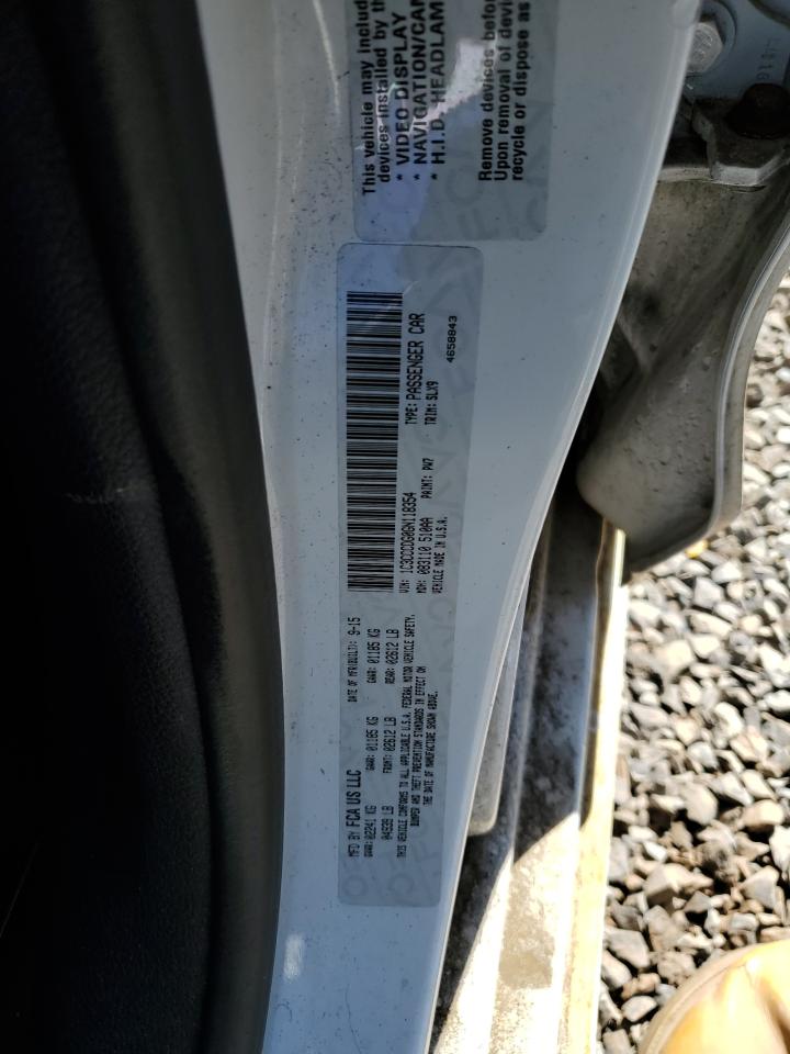 2016 Chrysler 200 - Image 12