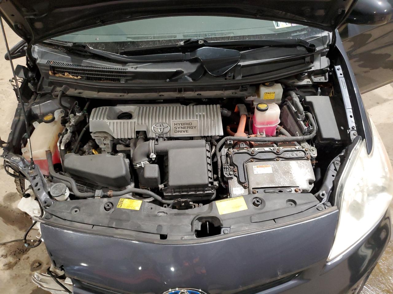 2012 Toyota Prius - Image 12