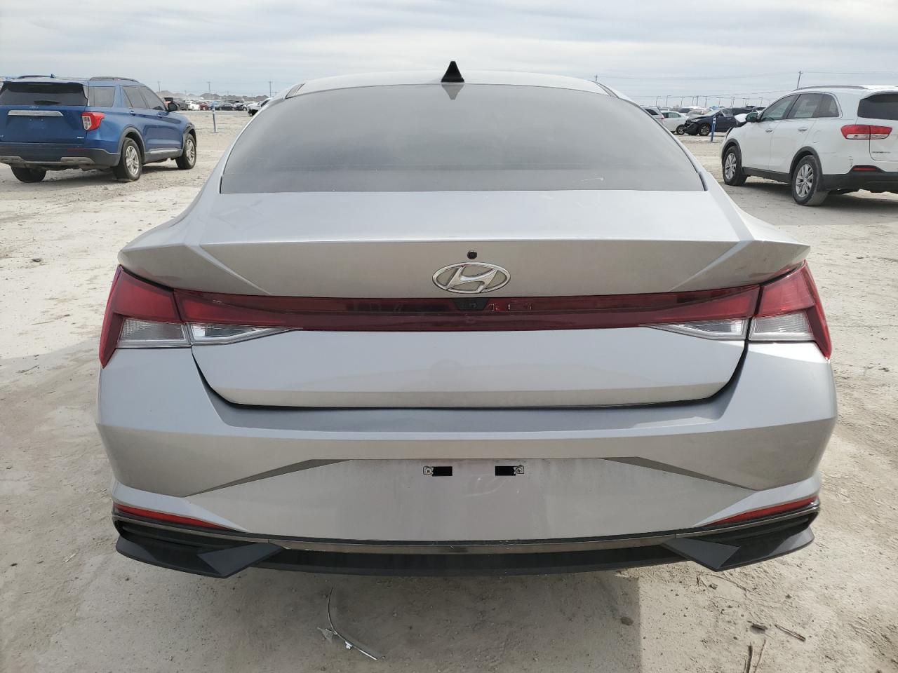 2022 Hyundai Elantra Sel VIN: 5NPLS4AG7NH057431 Lot: 48498265