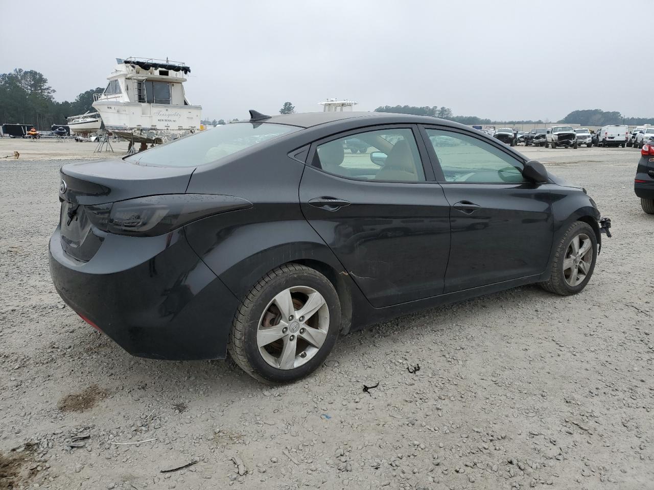 2011 Hyundai Elantra - Image 3