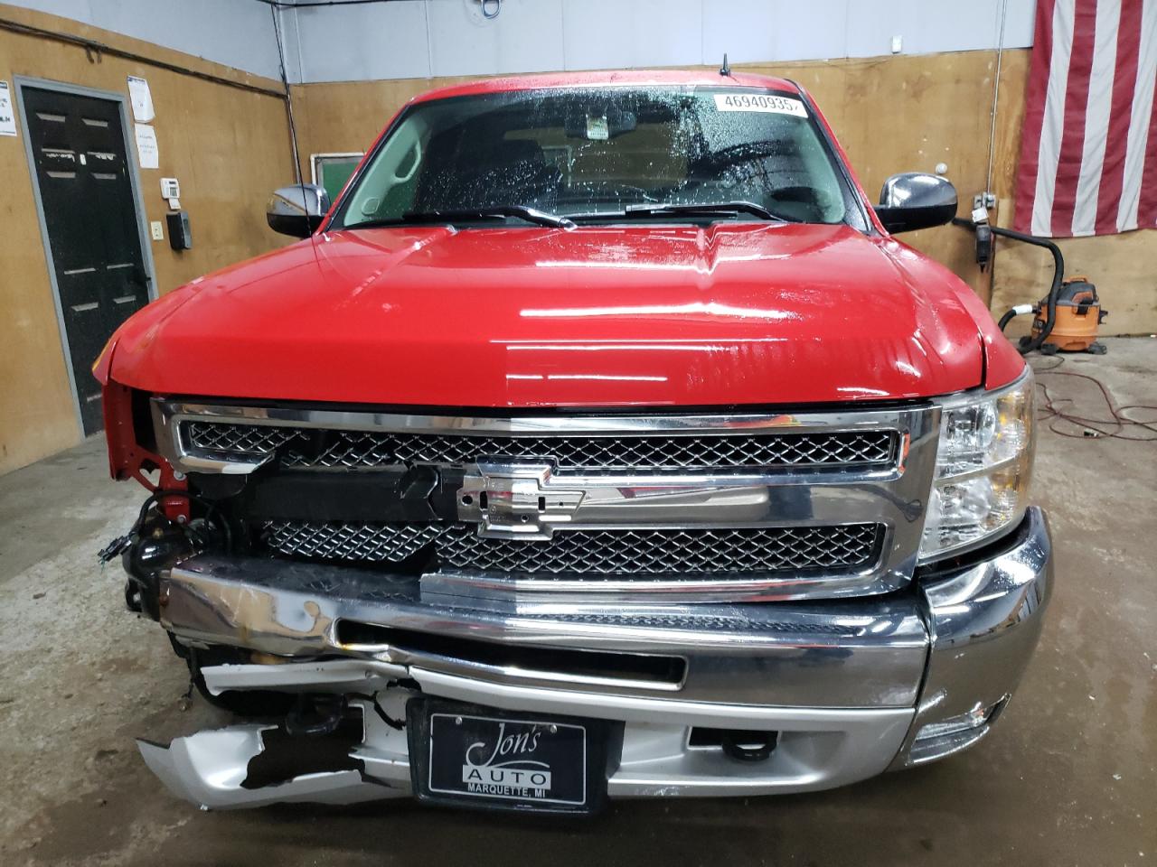 2012 Chevrolet Silverado - Image 5
