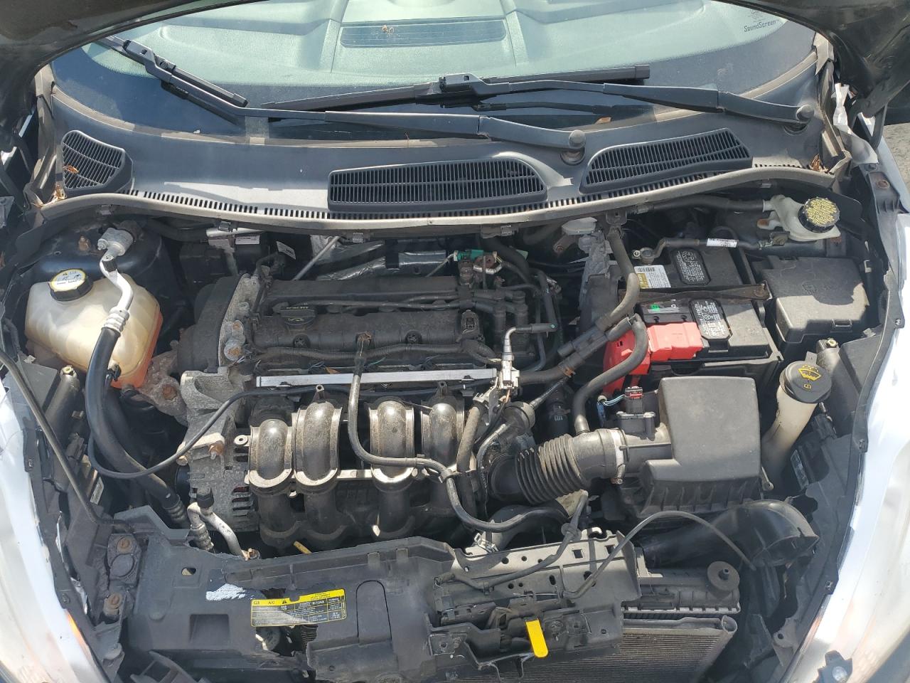 2011 Ford Fiesta - Image 11