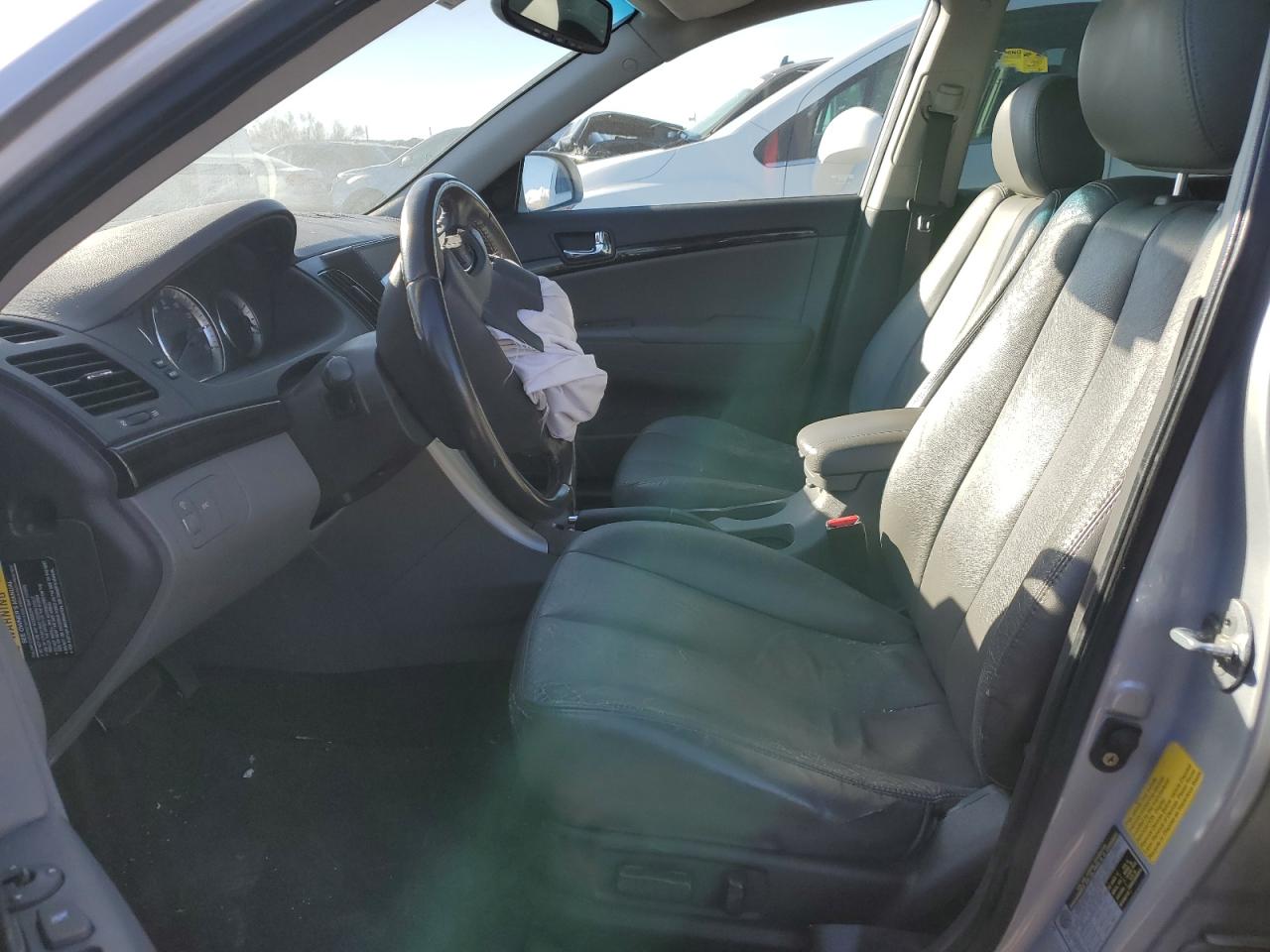 2009 Hyundai Sonata - Image 7