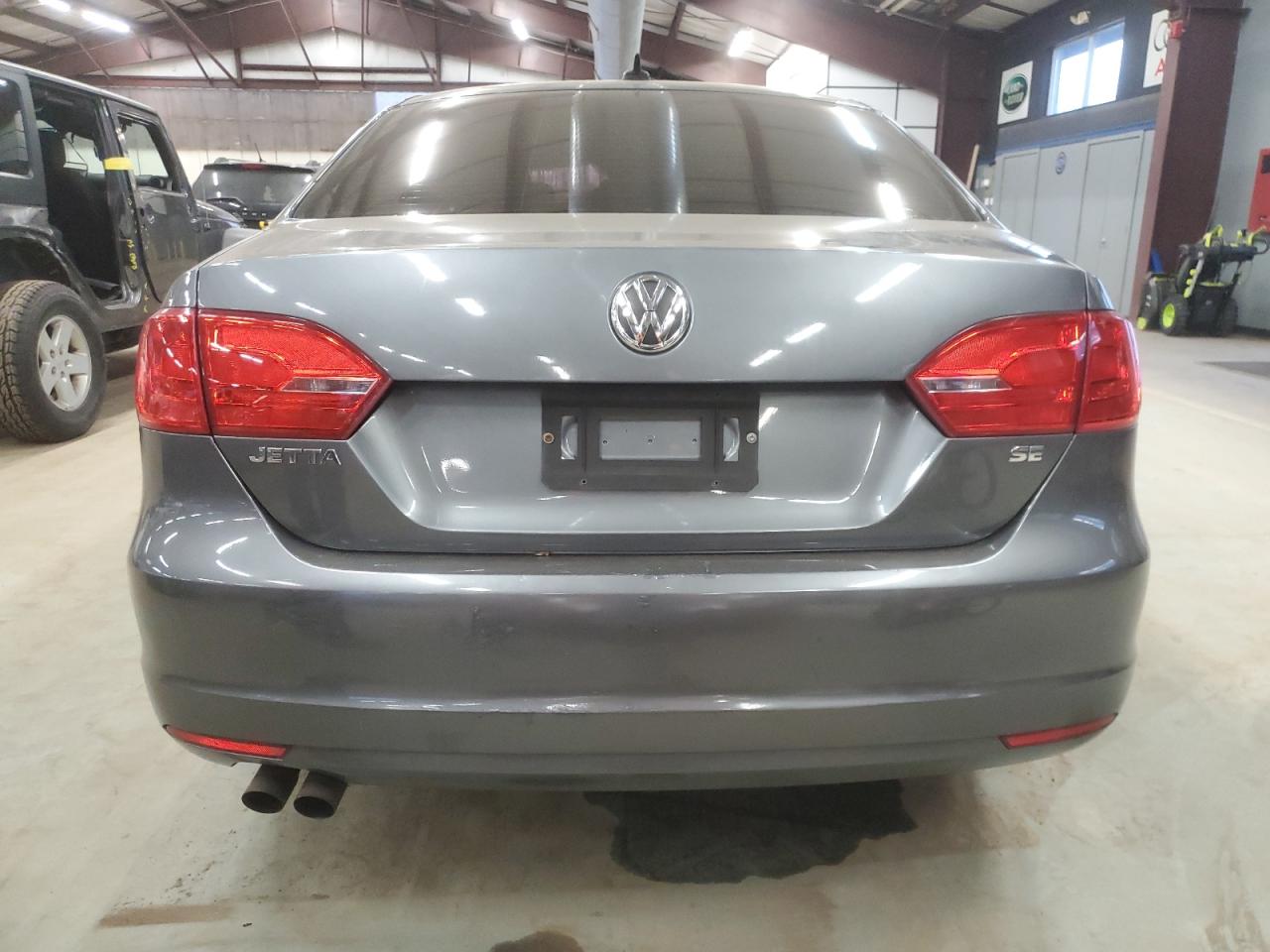 2014 Volkswagen Jetta - Image 6