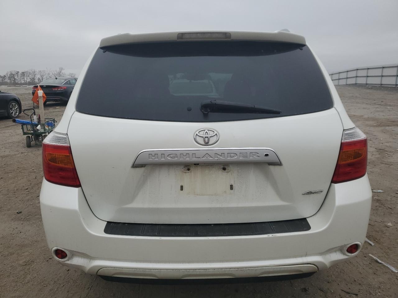 2010 Toyota Highlander - Image 6