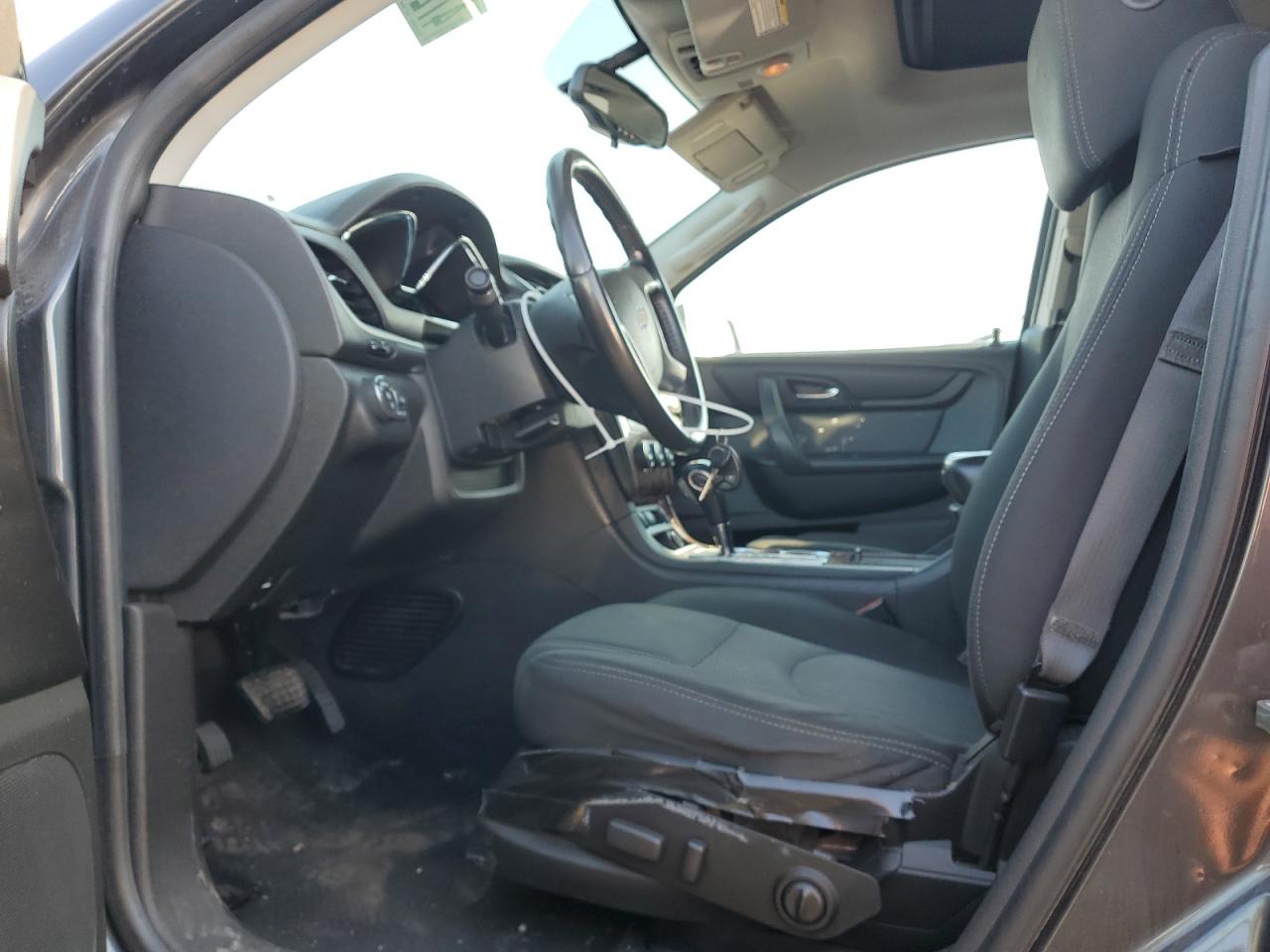 2014 Chevrolet Traverse - Image 7