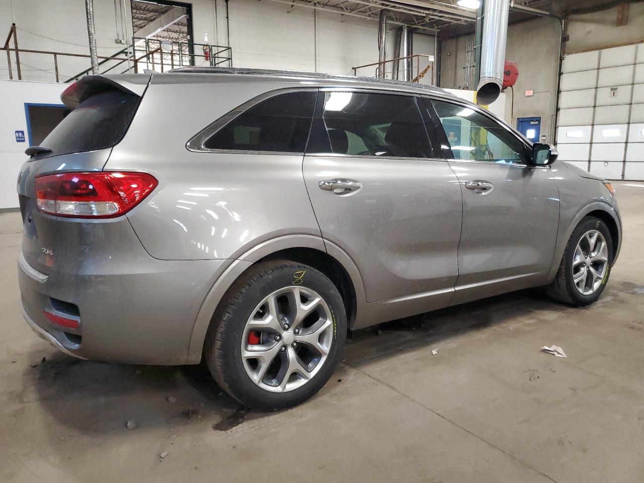 2016 Kia Sorento - Image 3
